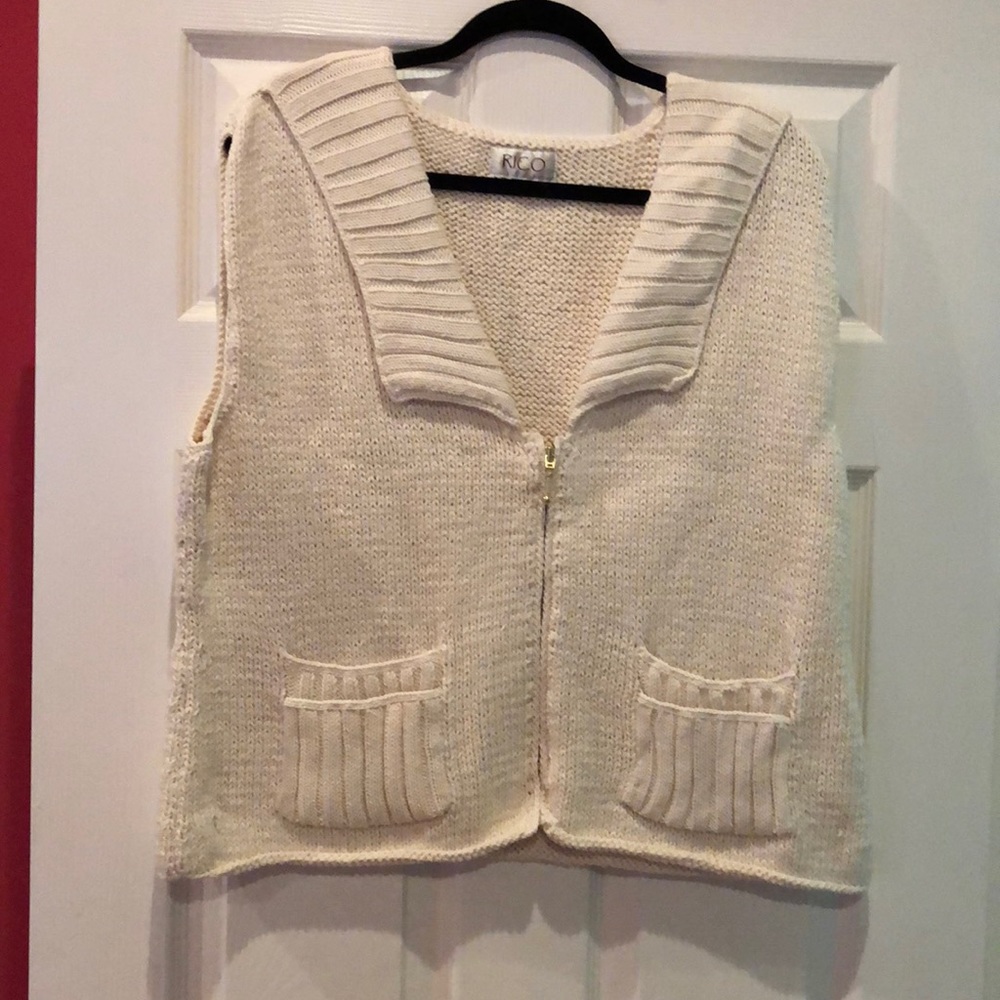 Sweater Vest
